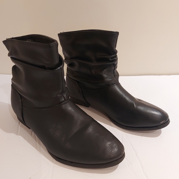 💥Girls youth Ancle boots size 5 (#368) - Picture 3 of 8